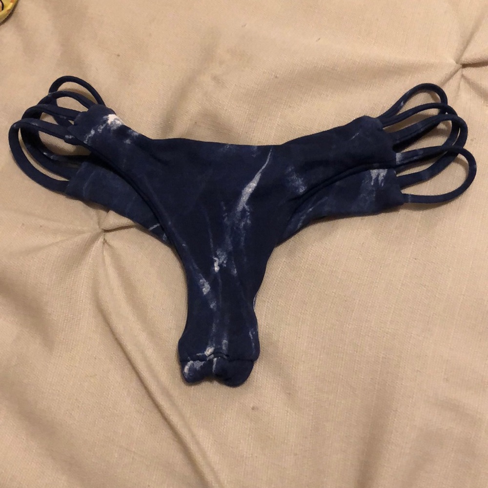 Midori bikini bottom!